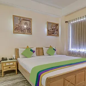 3* Hotel Treebo Komfort Suites, 3 Km From Palace
