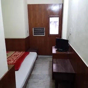 house-mahesh.hotelsdelhi.org/